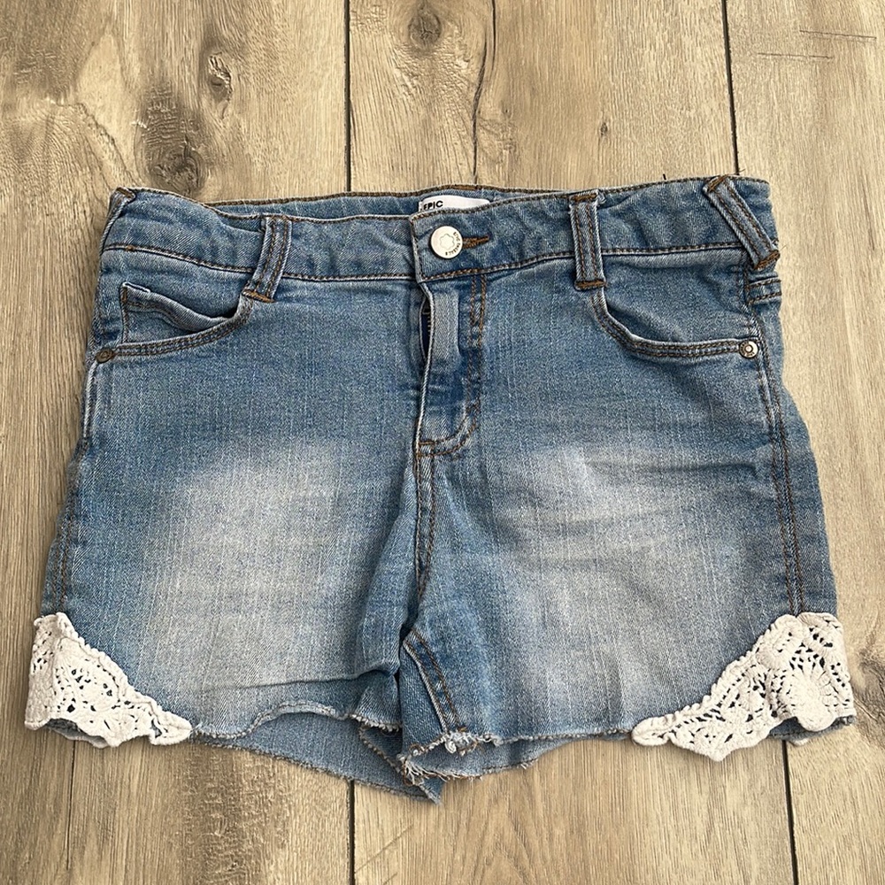 EPIC THREADS GIRL DENIM SHORTS SIZE 16